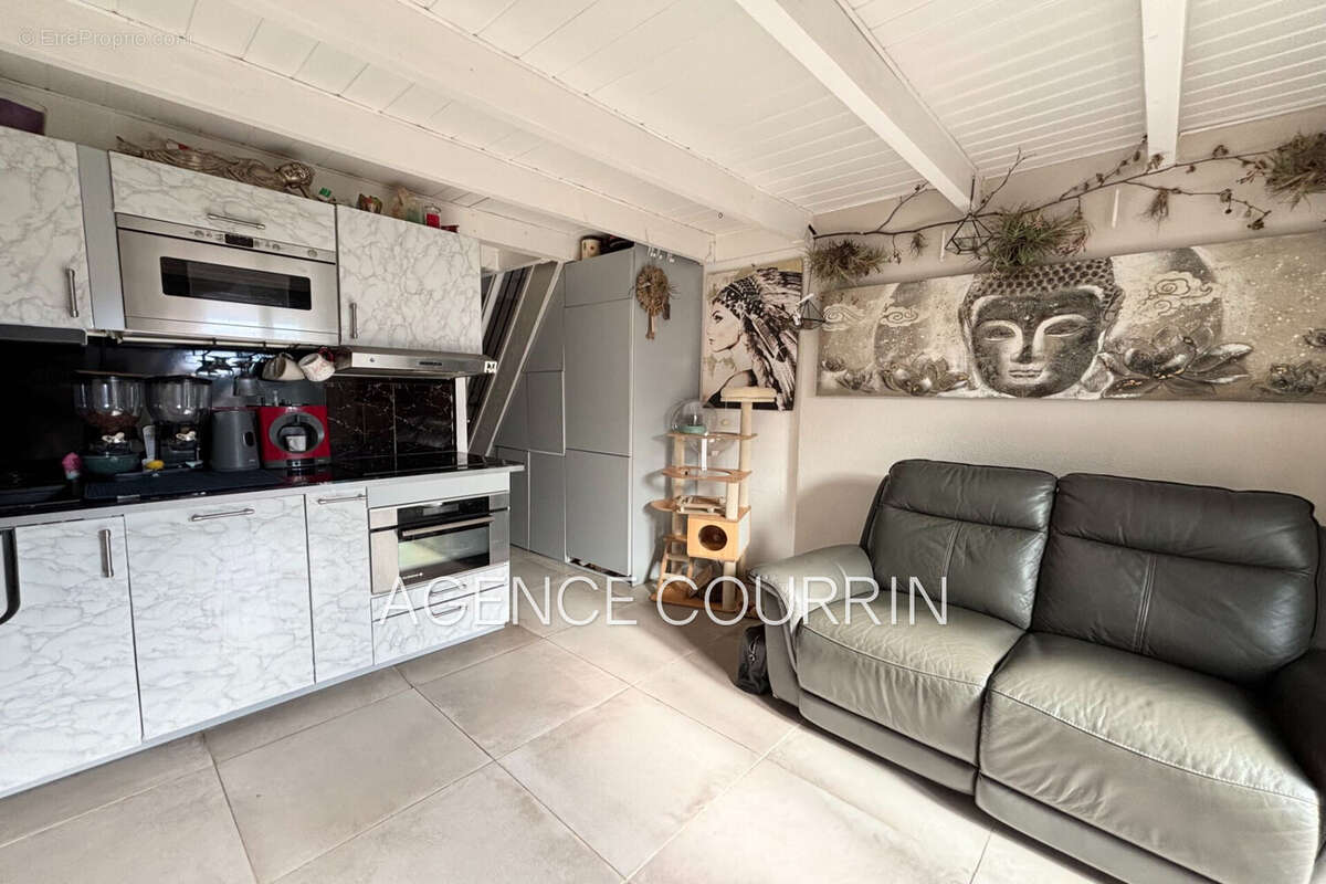 Maison à SAINT-VALLIER-DE-THIEY