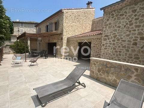 Maison à BUIS-LES-BARONNIES