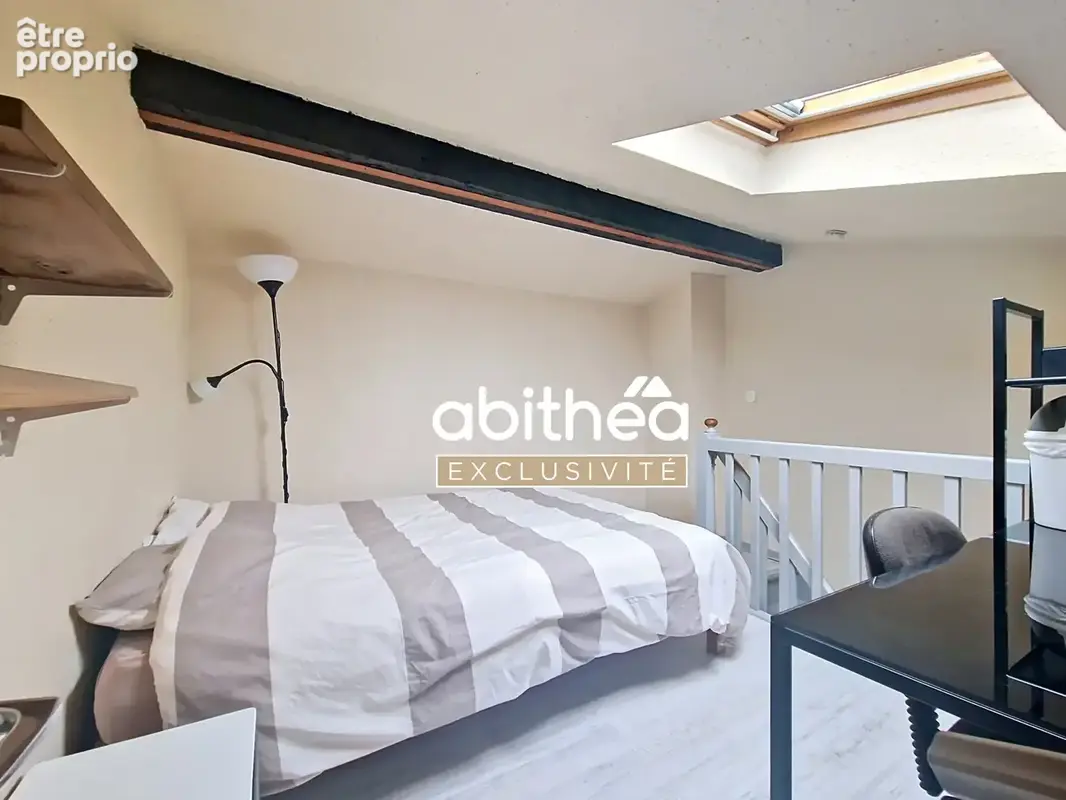 INVESTISSEMENT LOCATIF - Duplex - 24.21m2 - T2 - 3ème étage - Quai des chartrons - photo 4