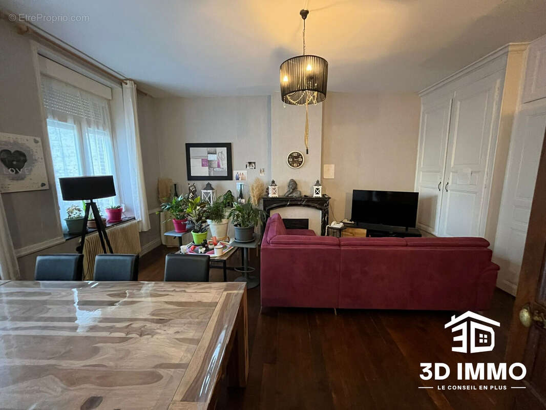 Appartement à AVESNES-SUR-HELPE