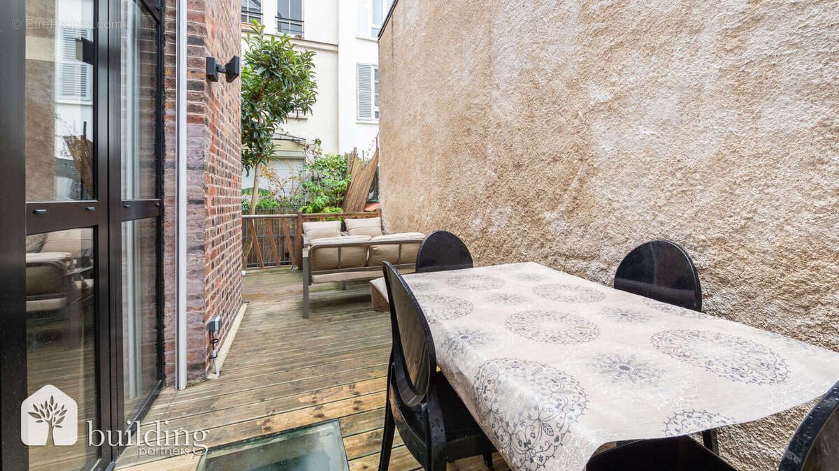 Appartement à PARIS-17E