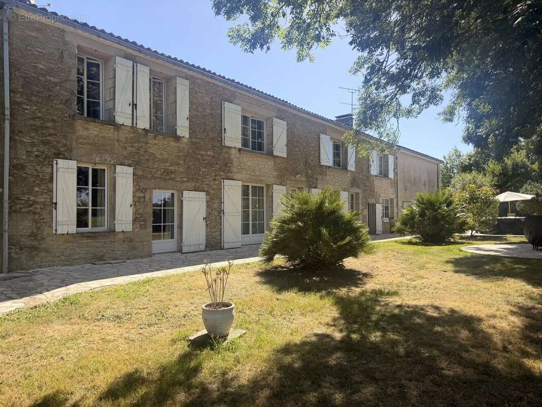 Maison à LA REOLE