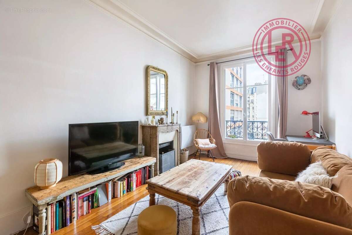 Appartement à PARIS-11E