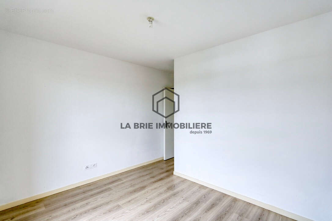 Appartement à VILLECRESNES