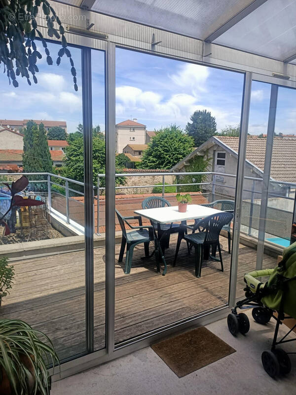 Appartement à SAINTE-SIGOLENE