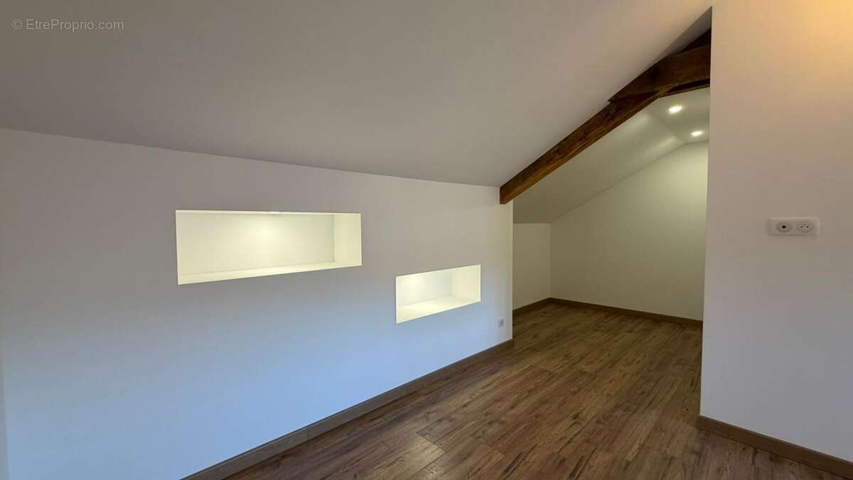 Maison à LE MONASTERE