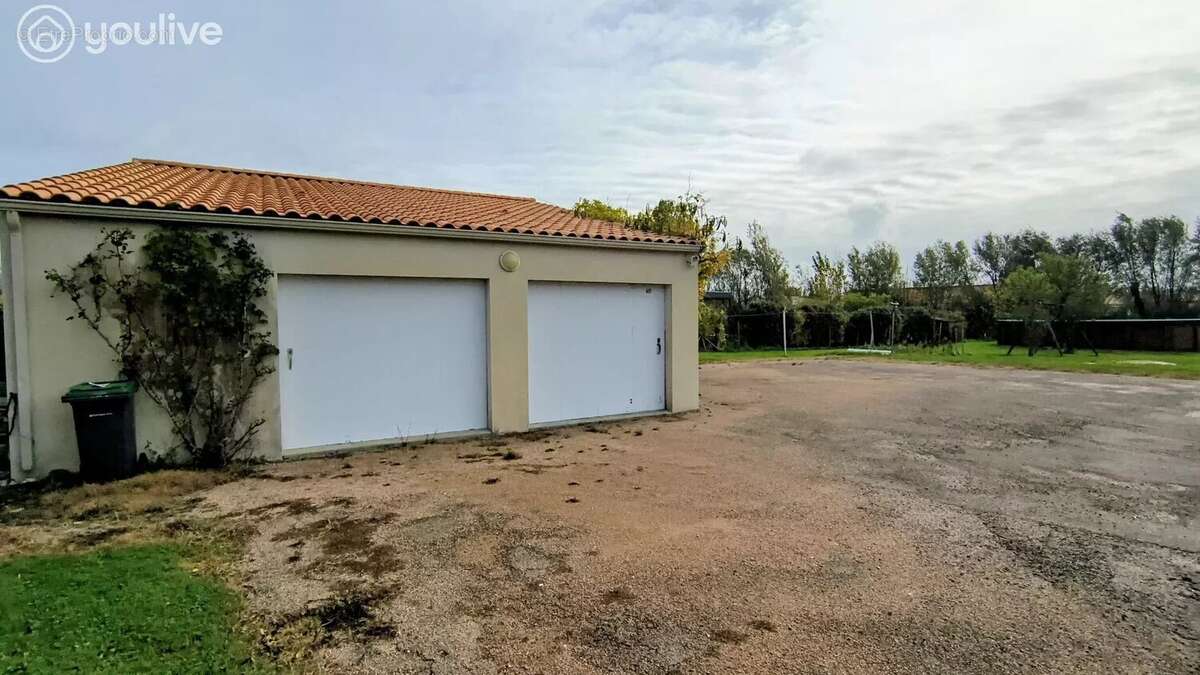 Maison à LE PERRIER