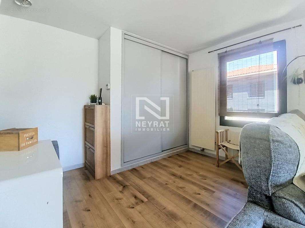 T2 + garage frejus - photo 4