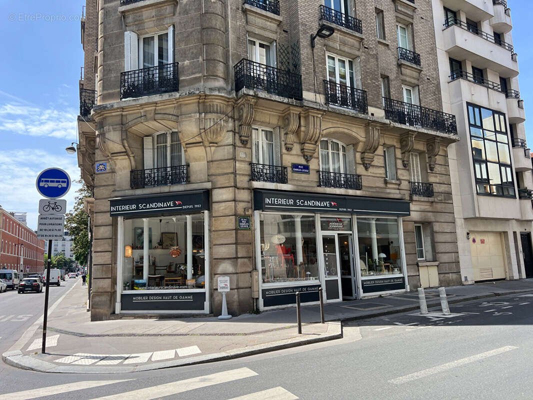 Commerce à PARIS-15E