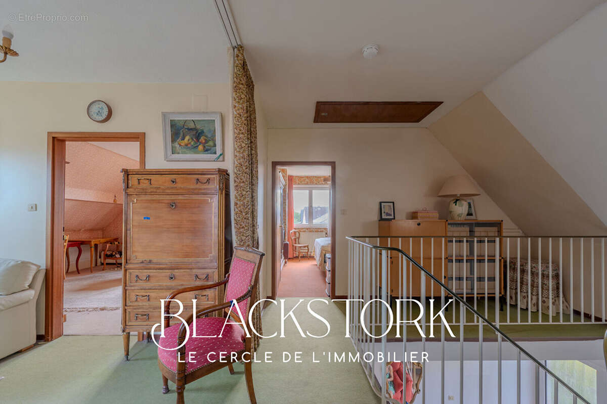 Maison spacieuse à fort potentiel - photo 8