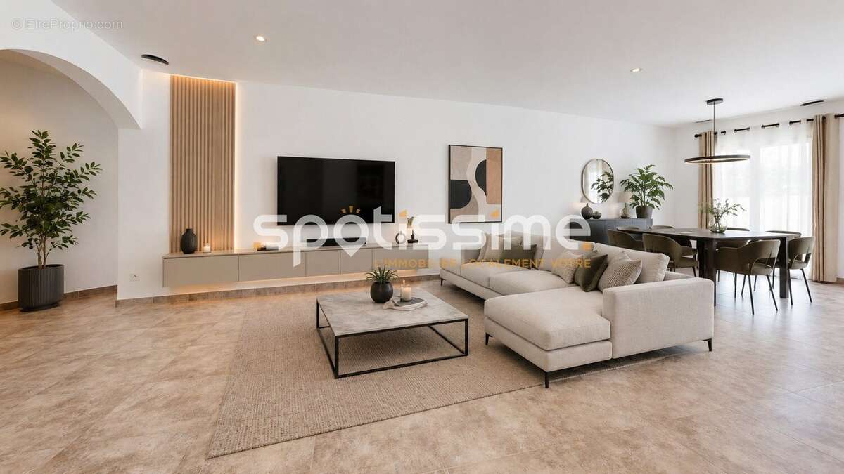 Maison de plain-pied avec piscine lagon sur 915 m² de terrain  Le Grau d'Agde, quartier Baluffe - photo 3