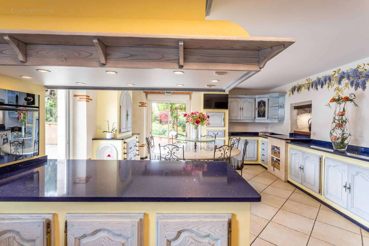 Stone barn conversion - photo 19