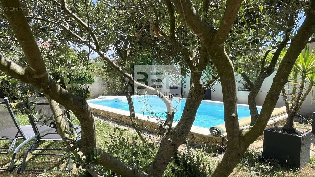 Maison a laudun avec piscine - photo 6