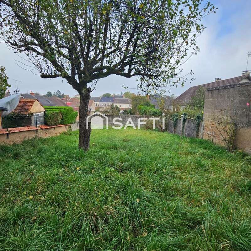Photo 2 - Maison à DOMPIERRE-SUR-BESBRE
