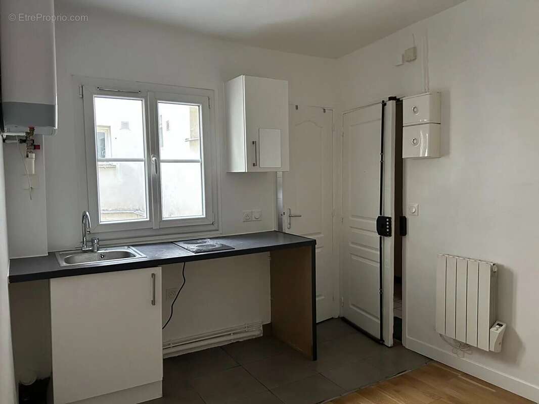 Appartement à PARIS-11E