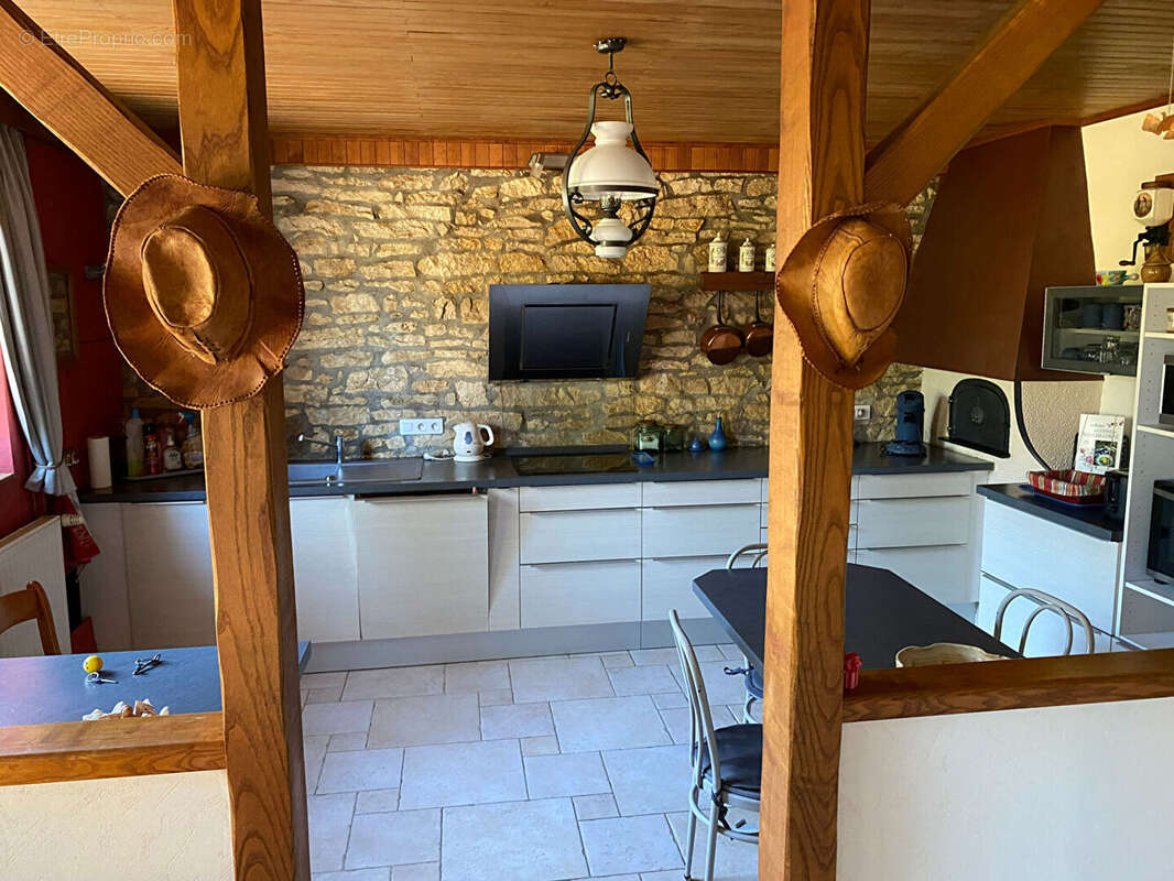 Maison à MOUCHARD