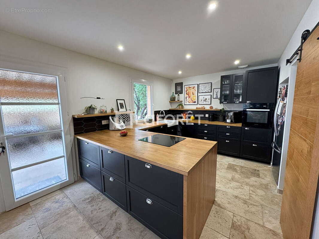 Maison à SAINT-MAXIMIN-LA-SAINTE-BAUME