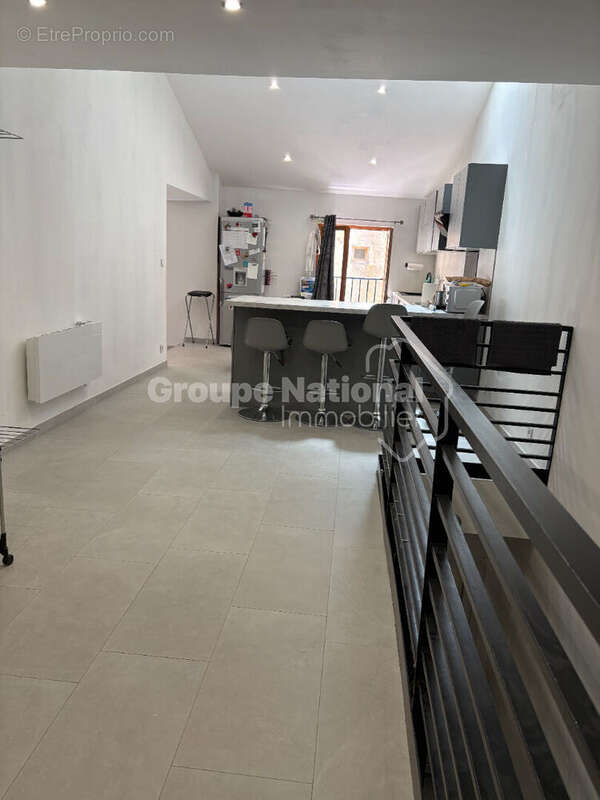 Maison de village R+2 - Garage - photo 2