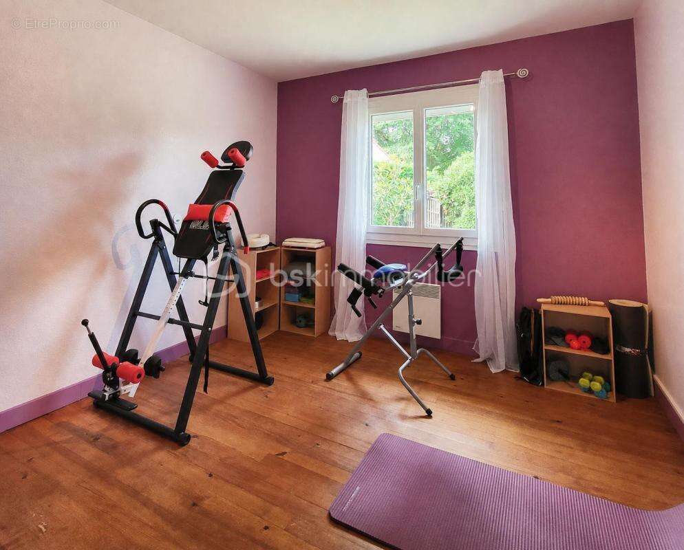 Maison 160m² avec grand espace pro clé en main entre Pau et Tarbes - 318 000€ - photo 5