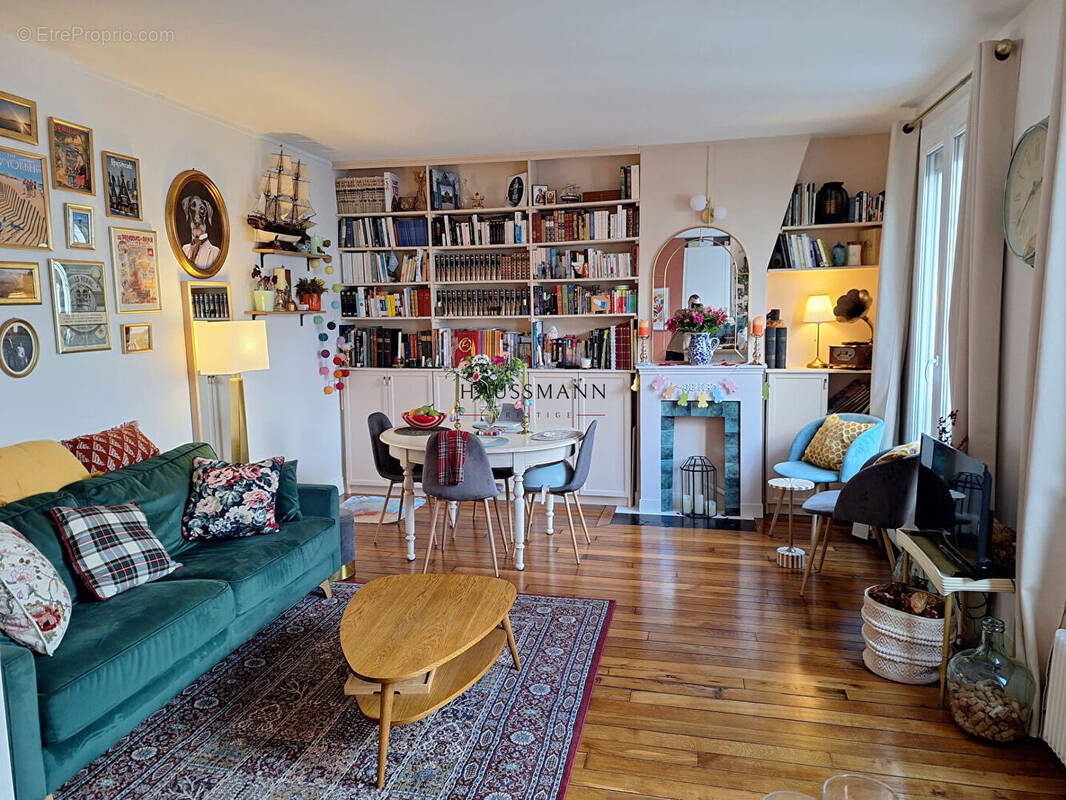 Appartement à PARIS-14E