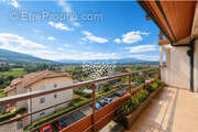 Appartement à CRANVES-SALES
