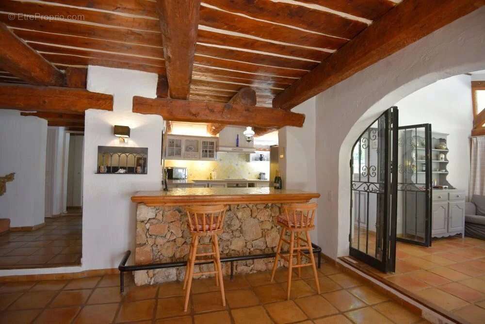 Maison à CALLIAN