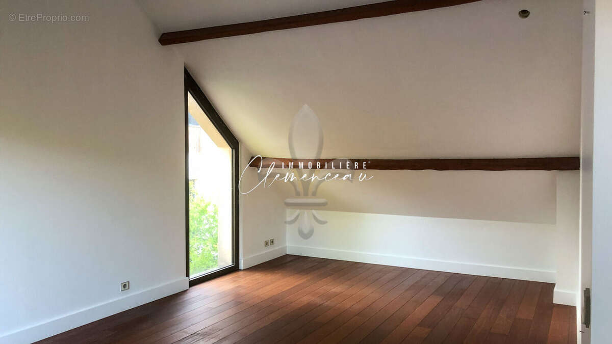 Maison 200m²  Bords de Seine - île Privée - POISSY - photo 9