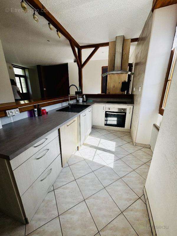 Maison 96 m² à Felletin  - photo 9
