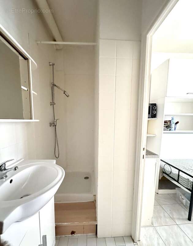 Appartement à PARIS-14E