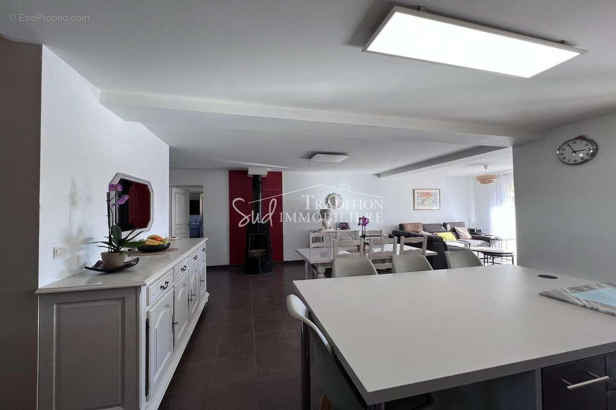 Maison à MAUSSANE-LES-ALPILLES
