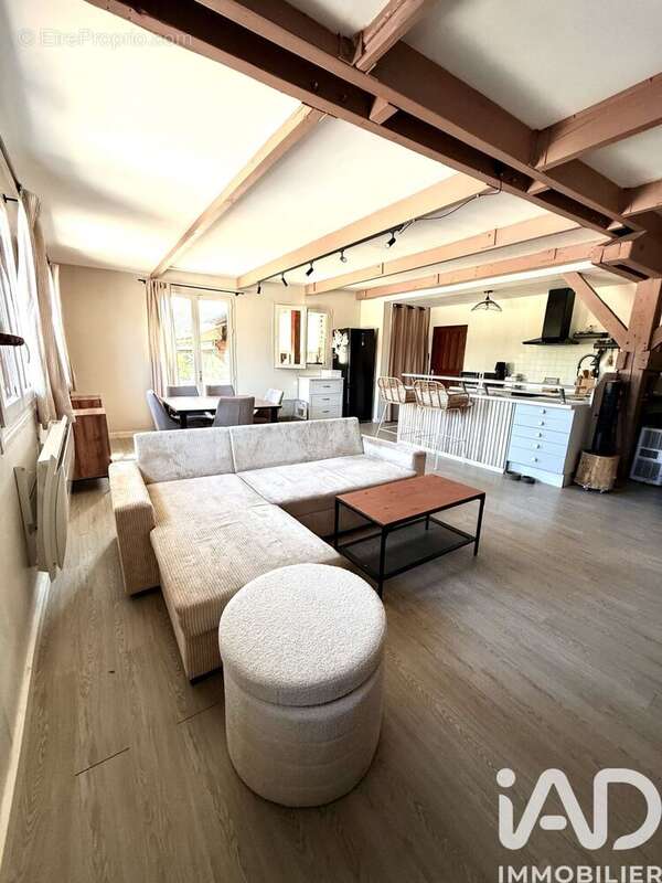 Photo 2 - Appartement à VERT-SAINT-DENIS