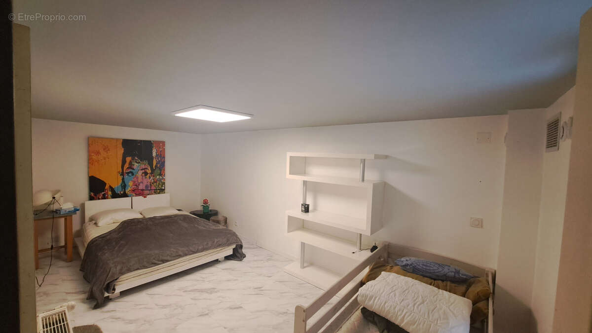 Appartement à BOURG-DE-PEAGE