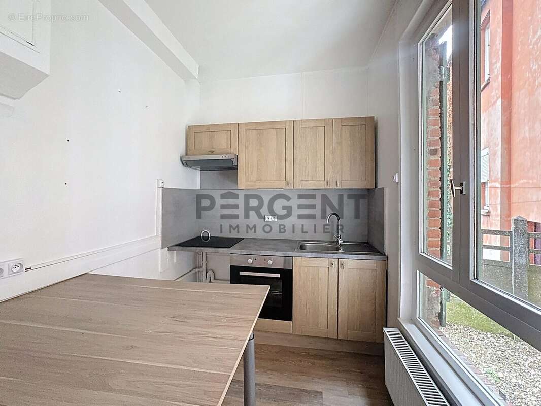 Appartement à CHARLEVILLE-MEZIERES