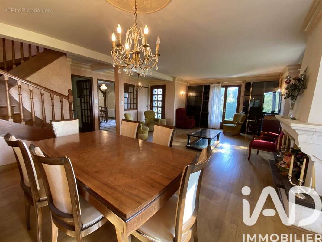 Photo 8 - Maison à GUILLAC