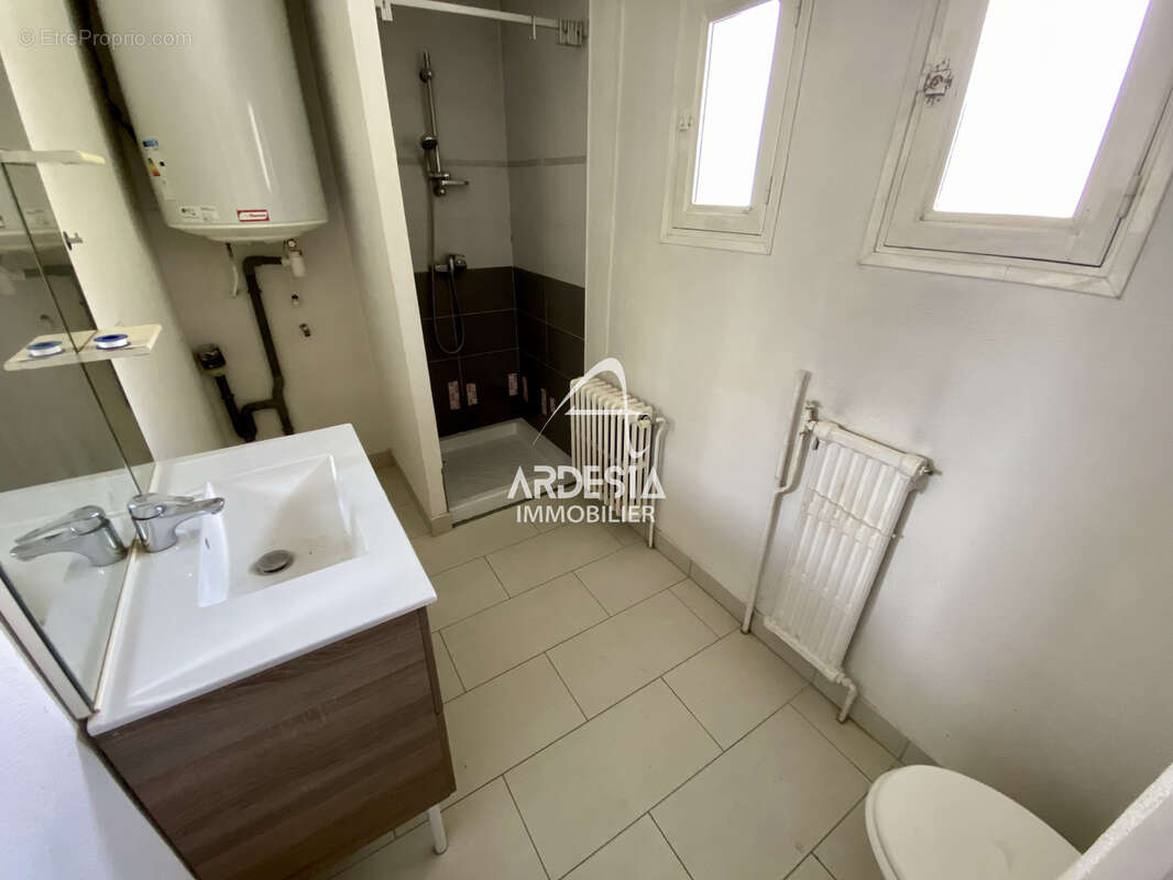 Appartement à SAINT-JULIEN-MONT-DENIS