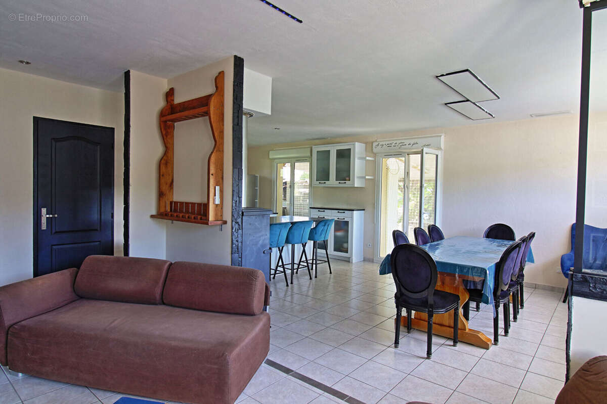 Maison à MOTTIER