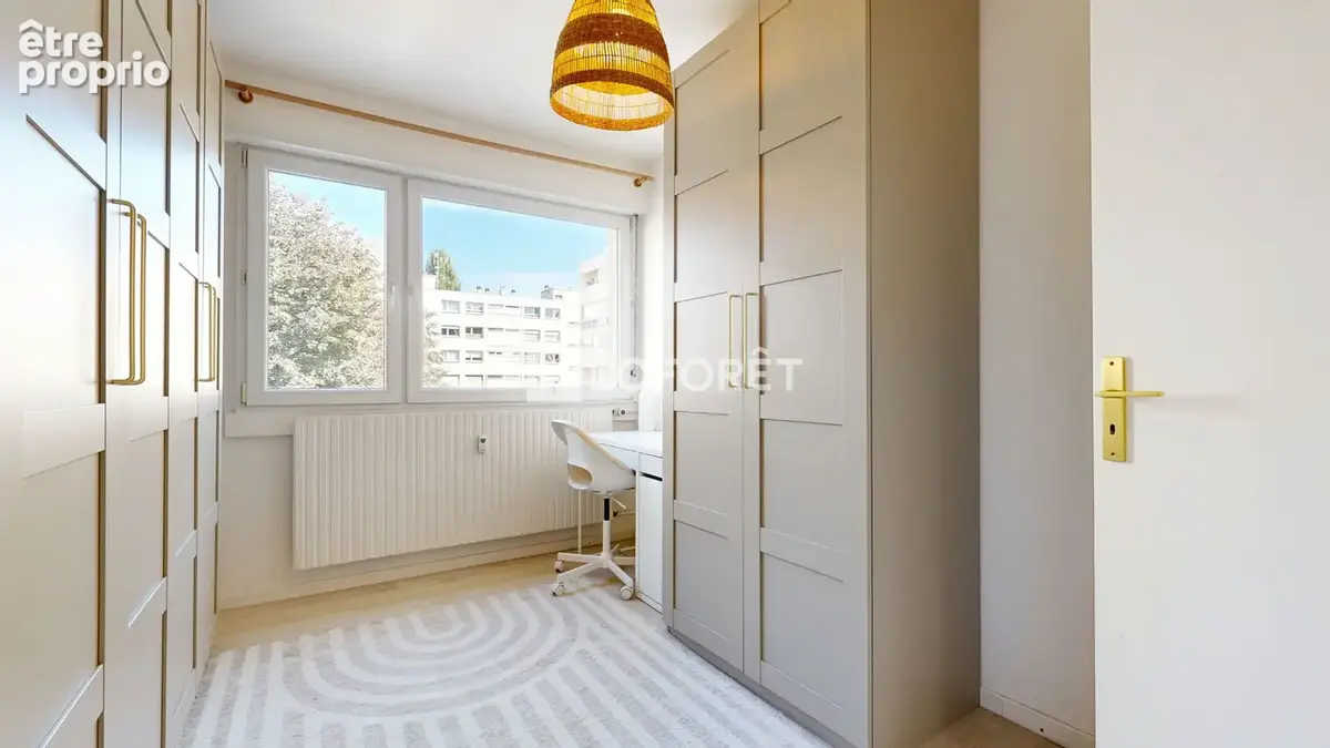 Appartement 4 pièces avec 3 chambres, extérieur et parking ? Bischheim - photo 9