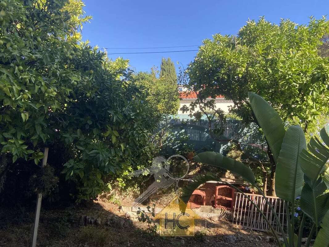 Appartement à LE CANNET