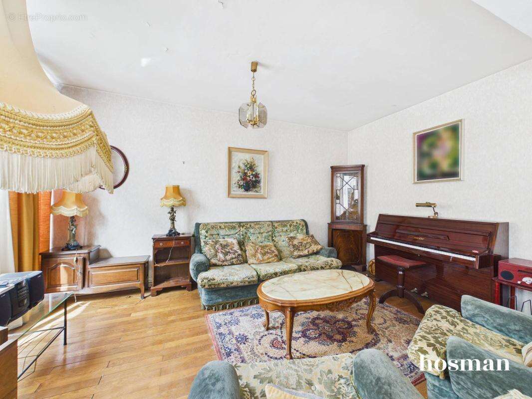 Coeur 6 eme arrondissement : Appartement 4 pièces de 80 m² - Idéalement situé Rue Tronchet, Lyon avec balcon et parking - photo 6