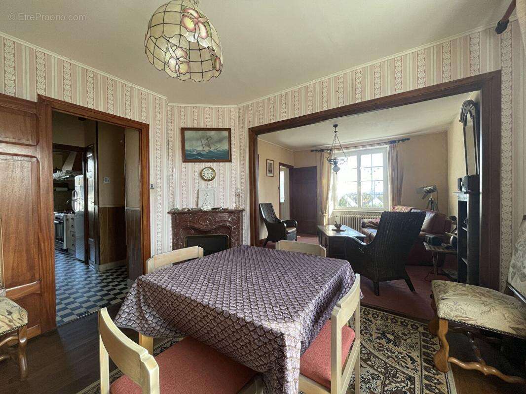 Maison à RIEC-SUR-BELON