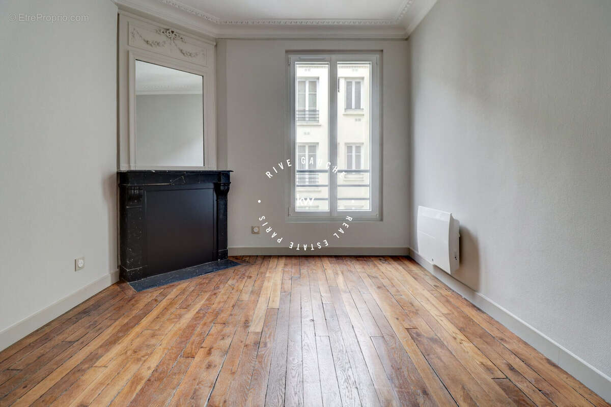 Appartement à PARIS-14E
