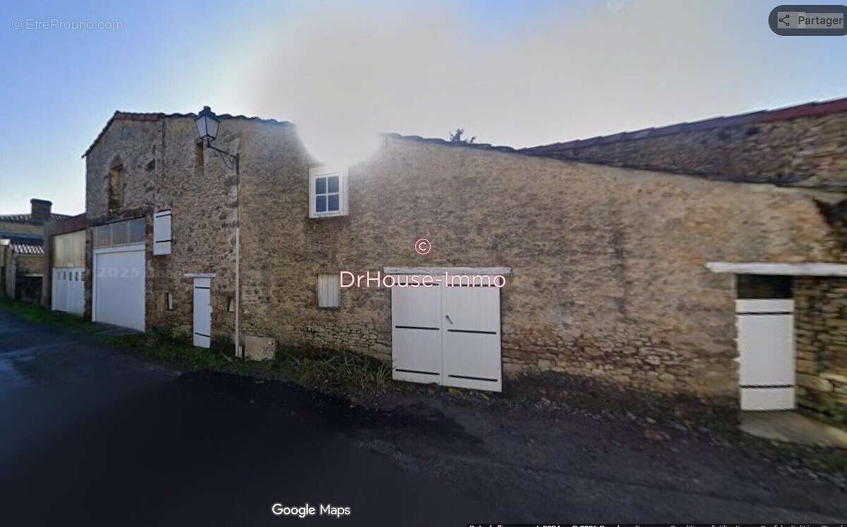 Autre à SIGOURNAIS