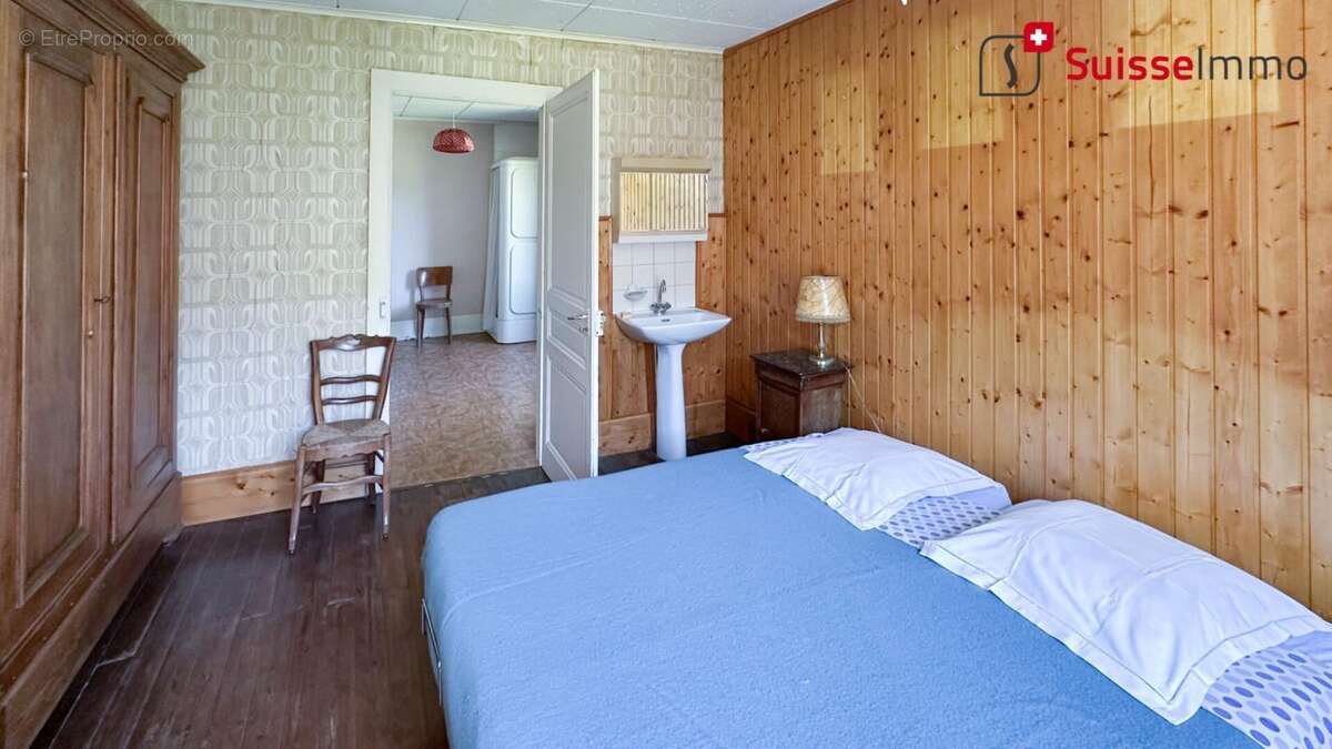 Maison à COLOMBIER-FONTAINE