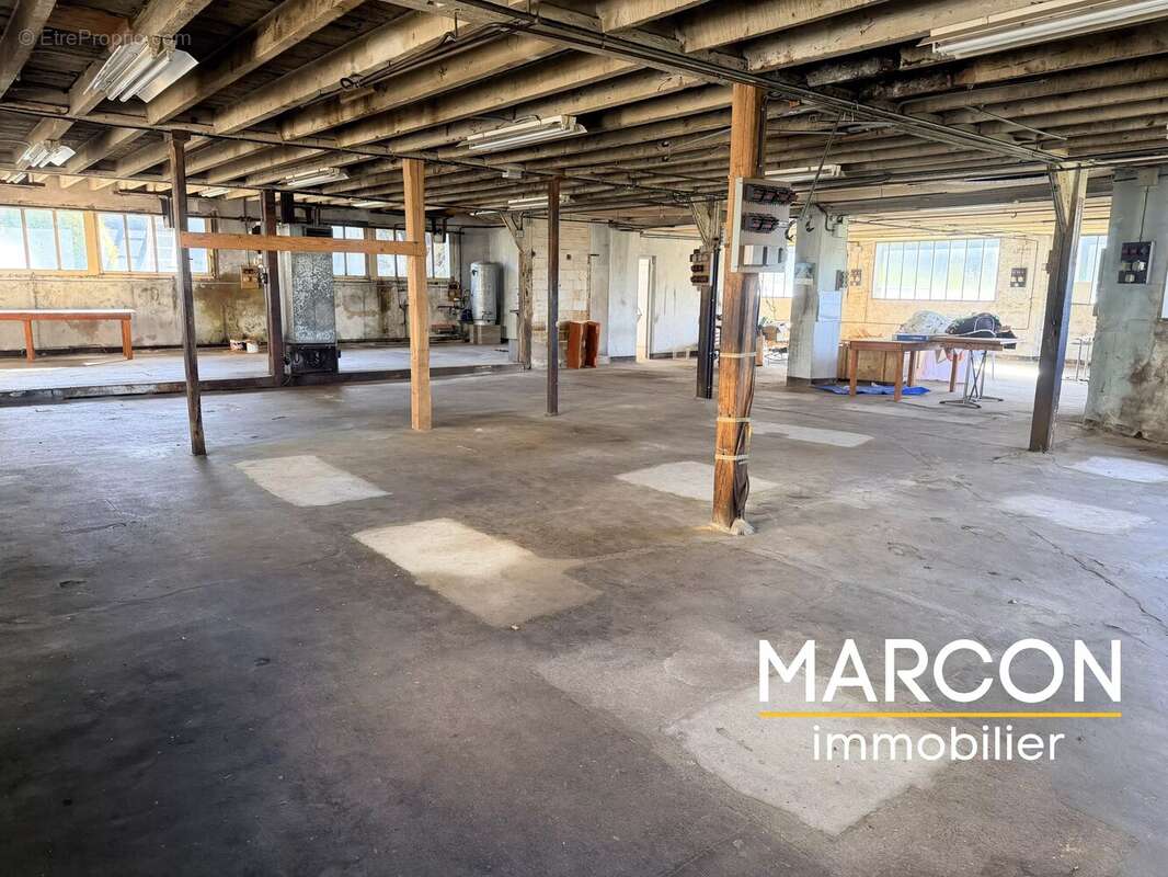 Maison à BUSSIERE-DUNOISE