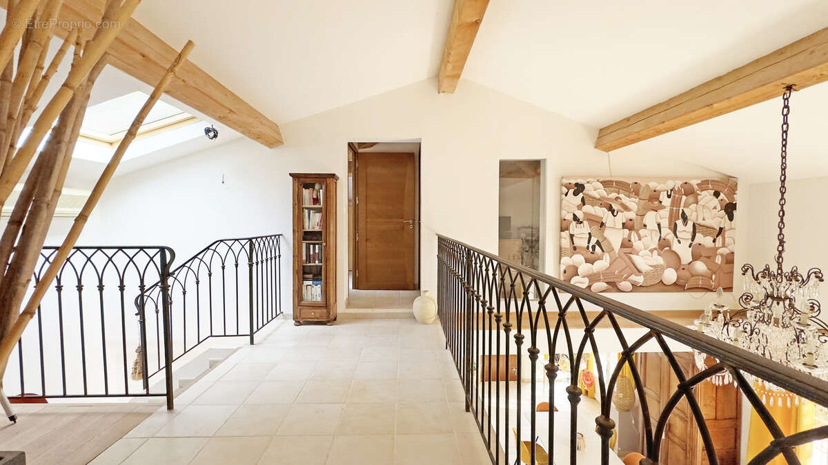 Maison à PUGET-VILLE