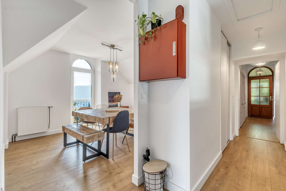 Appartement à AIX-LES-BAINS