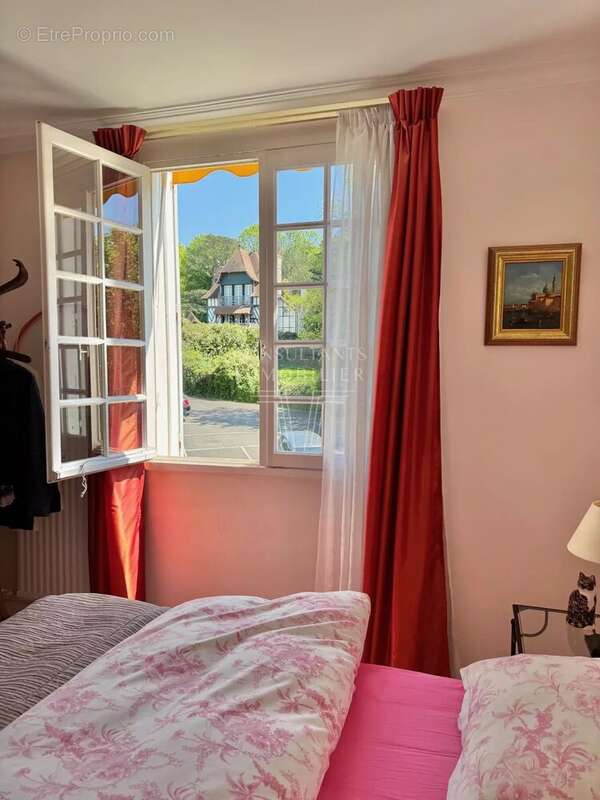 Appartement à TROUVILLE-SUR-MER