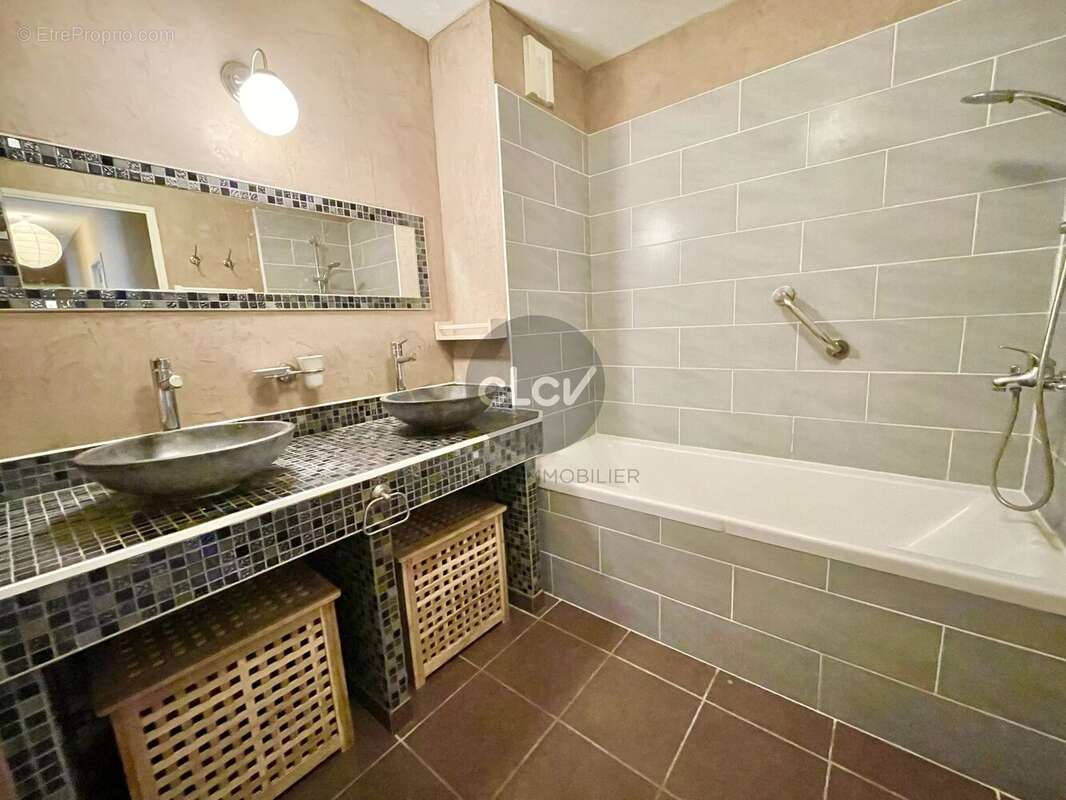 Appartement à VAULX-EN-VELIN