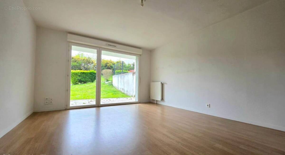 Appartement à SAINT-AVE