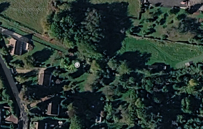 Terrain à VOULX
